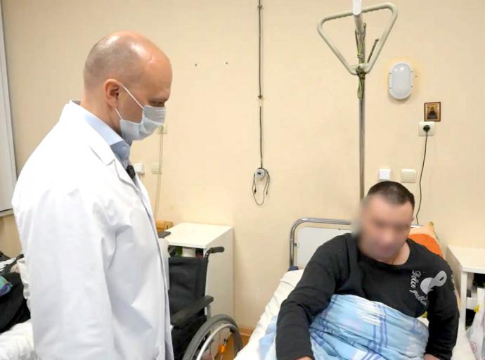 Герои в бою и на рабочем посту